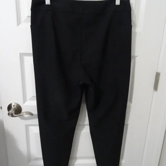 Athleta Stellar Skinny Trouser - size 12 petite - Picture 4 of 6